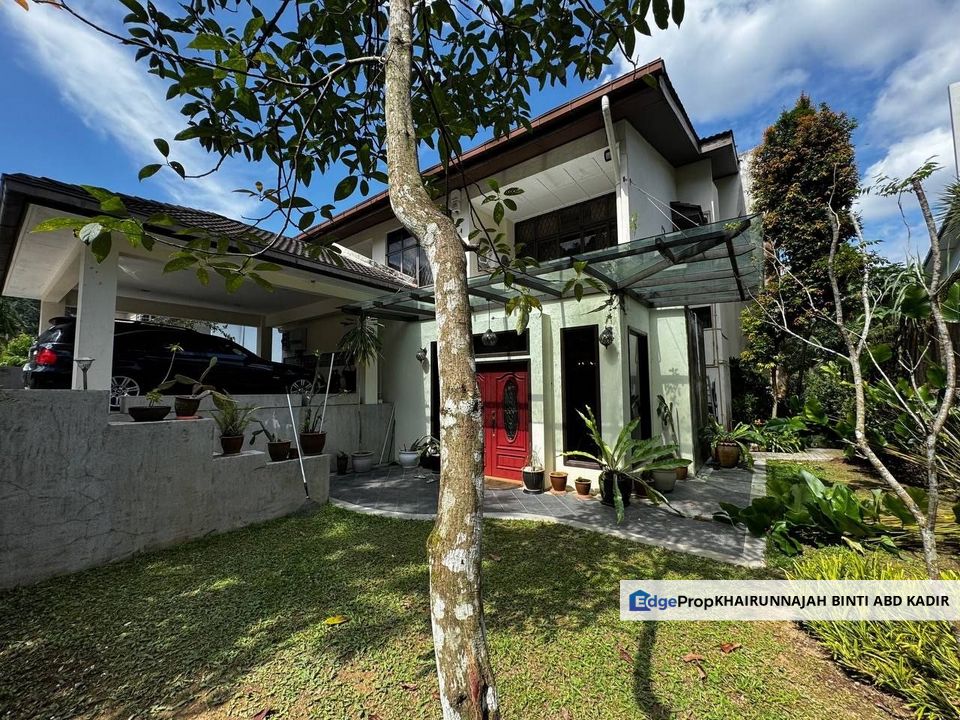 Bungalow with private pool at Taman TAR Ampang , Selangor, Ampang