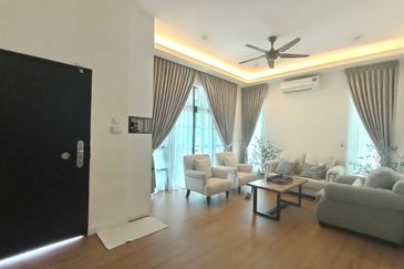 Kota Puteri, Batu Arang