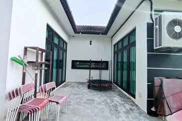 Kota Puteri, Batu Arang