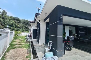 Kota Puteri, Batu Arang