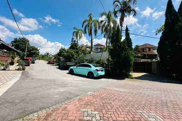 Bandar Country Homes