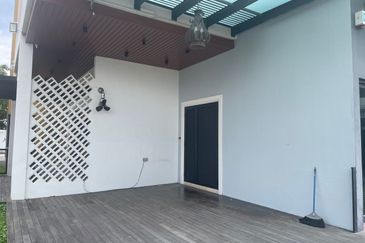 Taman Sri Hijau ( New Green Park )