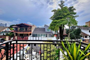 Taman Desa Keramat AU2