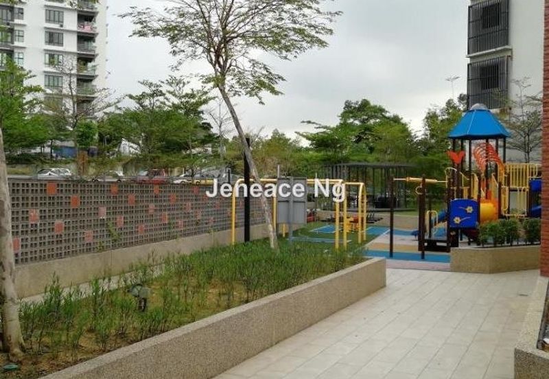 Zefer Hill Residence