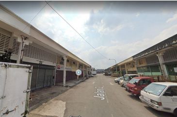 Sungai Besi Industrial Park, 1.5 sty, 4% ROI