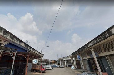 Sungai Besi Industrial Park, 1.5 sty, 4% ROI