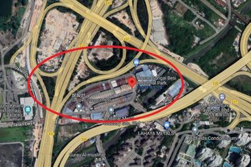 Sungai Besi Industrial Park, 1.5 sty, 4% ROI