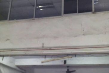 Sungai Besi Industrial Park, 1.5 sty, 4% ROI