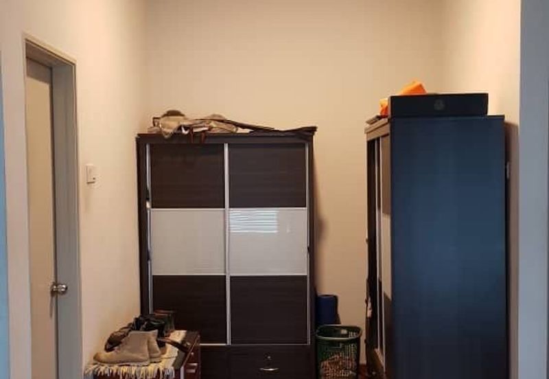 Zefer Hill Residence