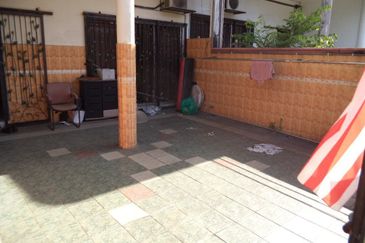 ⭐FREEHOLD DOUBLE STOREY TERRACE TAMAN UNIVERSITI INDAH SERI KEMBANGAN