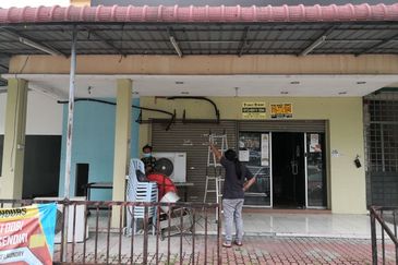 Corner Shop Lot Ground Floor Acacia Avenue Putra Nilai