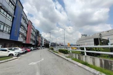 The Earth @ Bukit Jalil