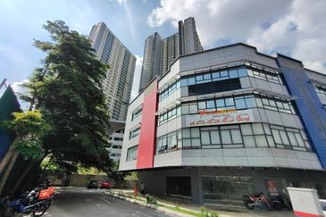 The Earth @ Bukit Jalil