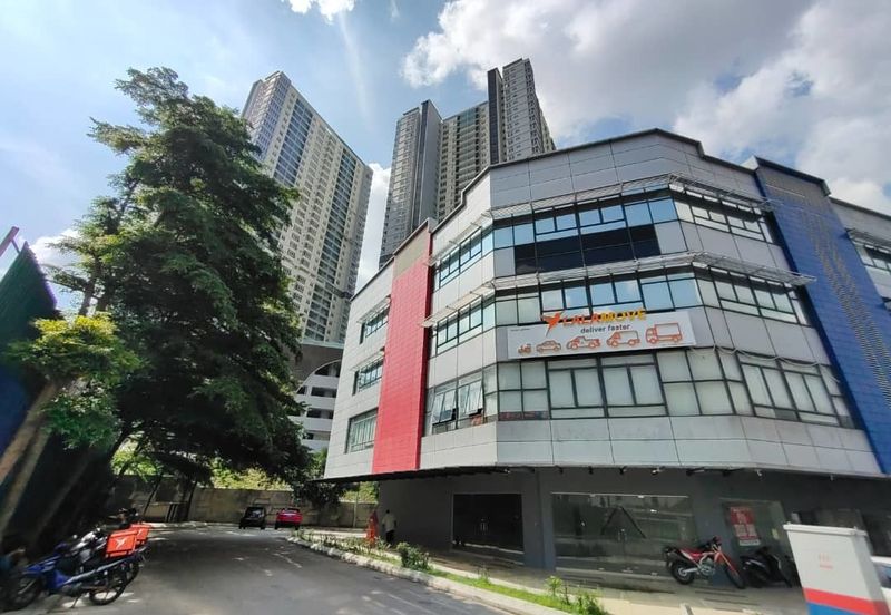 The Earth @ Bukit Jalil