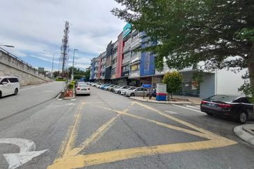 The Earth @ Bukit Jalil