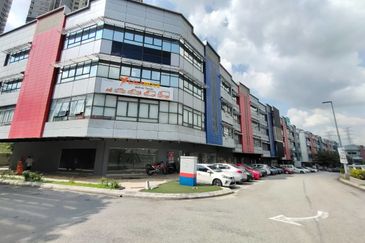 The Earth @ Bukit Jalil