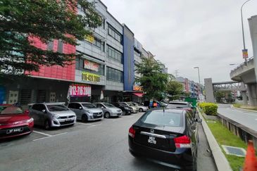 The Earth @ Bukit Jalil