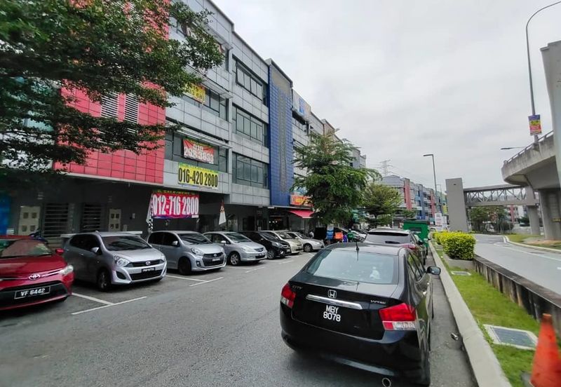 The Earth @ Bukit Jalil