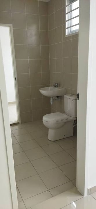 👍MURAH BASIC DOUBLE STOREY TERRACE TIARA SENDAYAN BANDAR ENSTEK NEAR NILAI FOR RENT, Negeri Sembilan, Labu