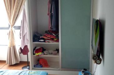 Zefer Hill Residence