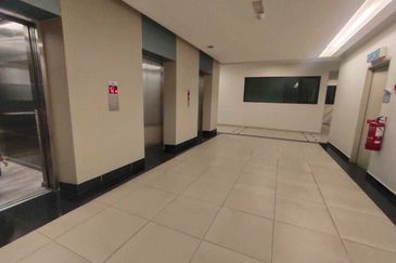 Zefer Hill Residence