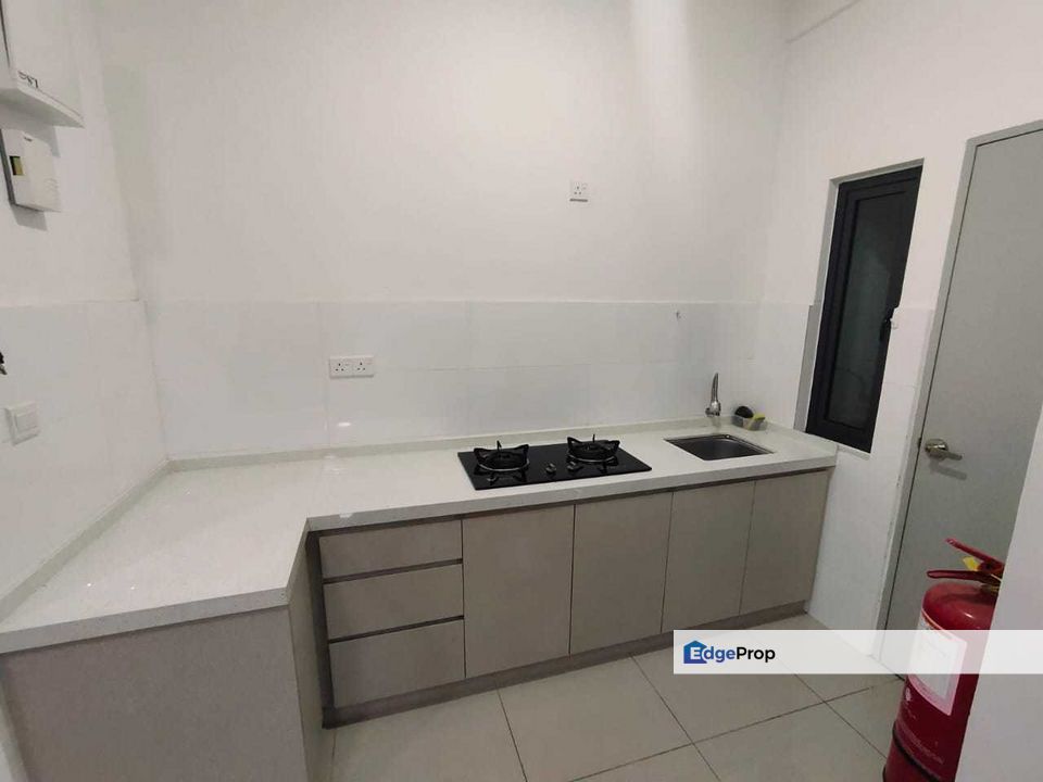 Twin Ohako Koi Kinrara Bandar Puchong Jaya sunway Fully furnishe Luxury Condominium, Selangor, Puchong