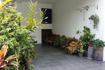 ⭐FREEHOLD DOUBLE STOREY SEMI D LORONG ZAABA TAMAN TUN DR ISMAIL KL