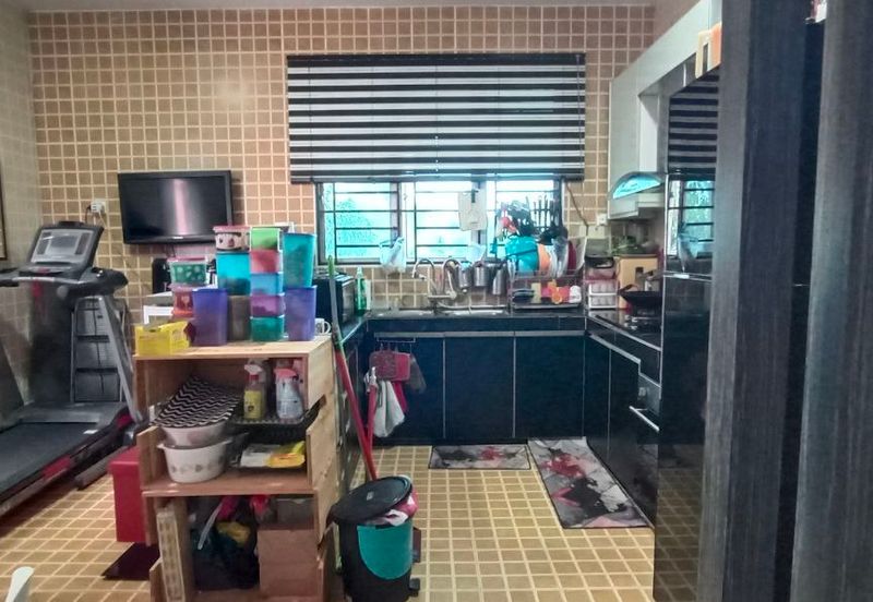 ⭐FREEHOLD BUMI LOT SINGLE STOREY SEMI D WARISAN PUTERI SIKAMAT SEREMBAN 