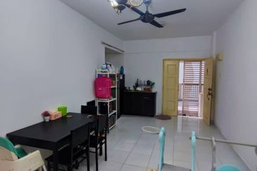 🔥BELOW MARKET VALUE🔥FREEHOLD DESAJAYA VILLA APARTMENT SENAWANG SEREMBAN