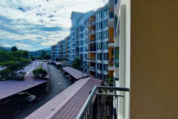 🔥BELOW MARKET VALUE🔥FREEHOLD DESAJAYA VILLA APARTMENT SENAWANG SEREMBAN