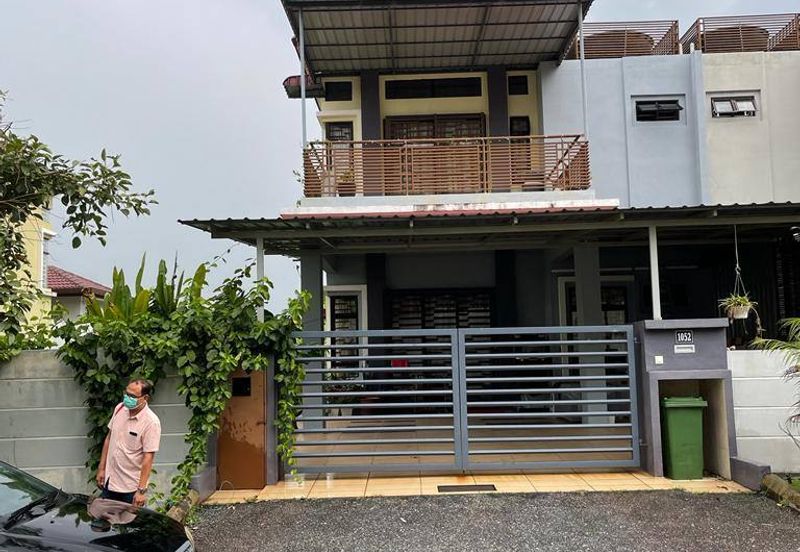 🔥FREEHOLD NON BUMI LOT 1.5 STOREY SEMI D TAMAN NUSA INTAN SENAWANG 