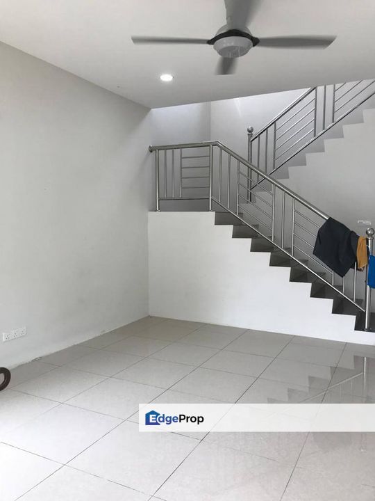 🔥FREEHOLD NON BUMI LOT 1.5 STOREY SEMI D TAMAN NUSA INTAN SENAWANG , Negeri Sembilan, Senawang