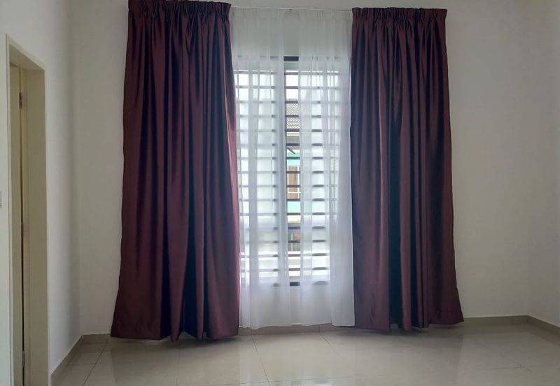 🔥PARTIAL FURNISHED DOUBLE STOREY TIARA SENDAYAN FLORIA NEAR BANDAR ENSTEK FOR RENT 