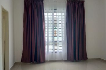 🔥PARTIAL FURNISHED DOUBLE STOREY TIARA SENDAYAN FLORIA NEAR BANDAR ENSTEK FOR RENT 