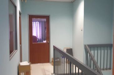 Factory for Sale (Taman Perindustrian USJ 1 Subang Jaya)