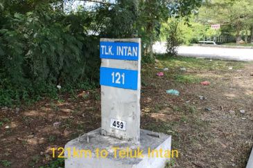 7 acres industrial land with 4 warehouses @ Kapar
