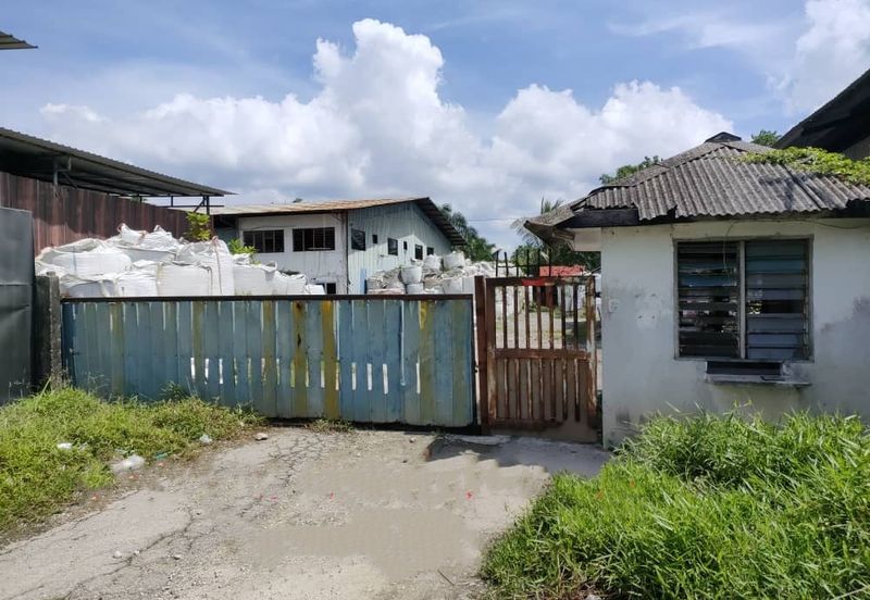 7 acres industrial land with 4 warehouses @ Kapar