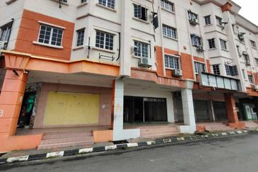 Meru Shop for sale, Jalan Pekan Baru, Seri Pelangi Shop