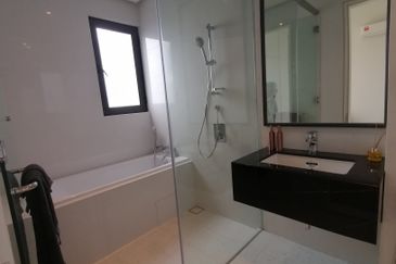 Pavilion Embassy Residence