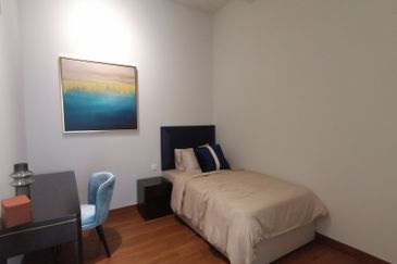 Pavilion Embassy Residence