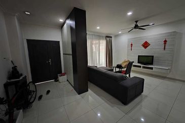 3 STOREY ANJUNG SARI SETIA ALAM  Anjung Sari, Setia Alam/Alam Nusantara, Selangor