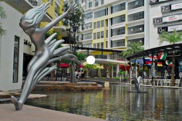 SetiaWalk R3 Solace Service Apartment