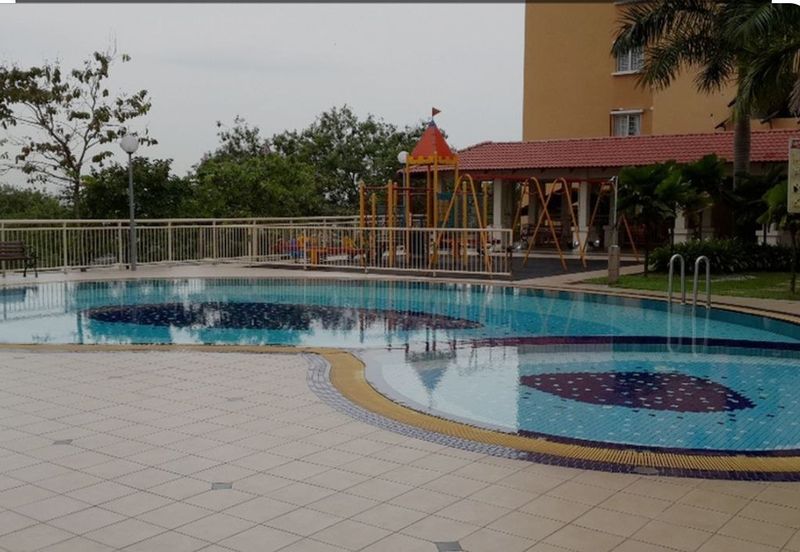 Puteri Bayu Apartment