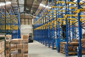 Warehouse Desa Jaya @ Kepong