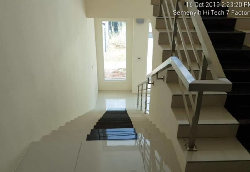 Semi-D Factory For Sale @ Semenyih