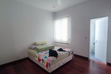 Clover Garden Residences