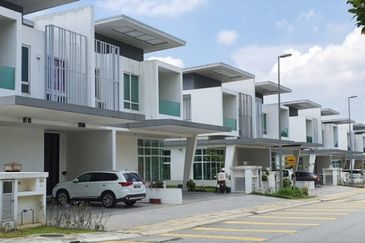 Clover Garden Residences