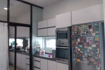 Clover Garden Residences