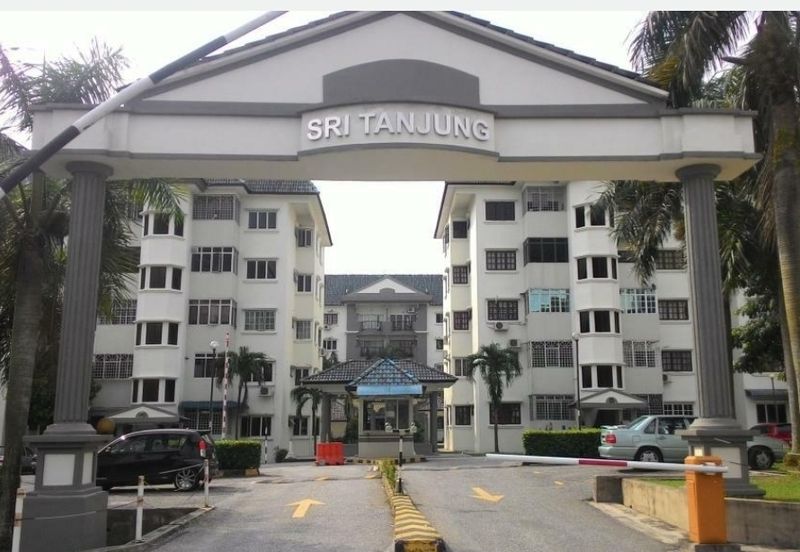 Sri Tanjung Apartment