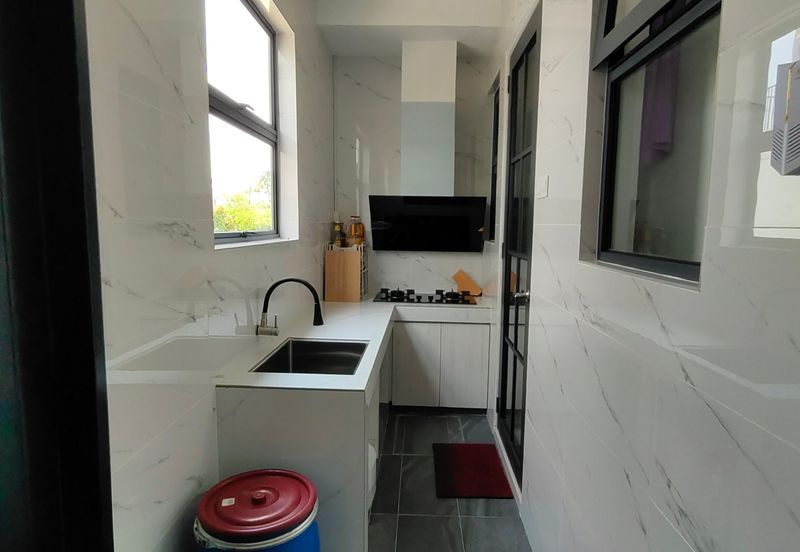 Lucent Residence @ twentyfive.7